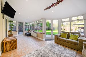 Garden Room- click for photo gallery